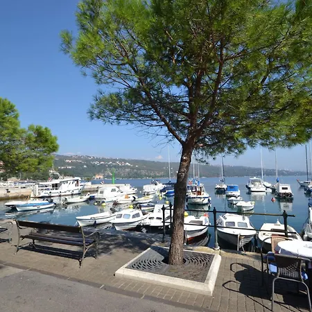 Lara By Interhome アパート *