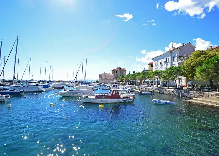 Lara By Interhome Apartman *