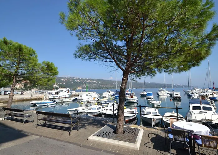 Lara By Interhome Apartman *