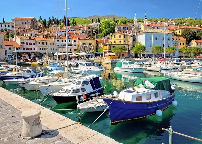 Apartman Lara By Interhome Volosko